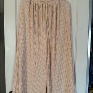 vestique Pleated Wide-Leg Pants in Soft Blush